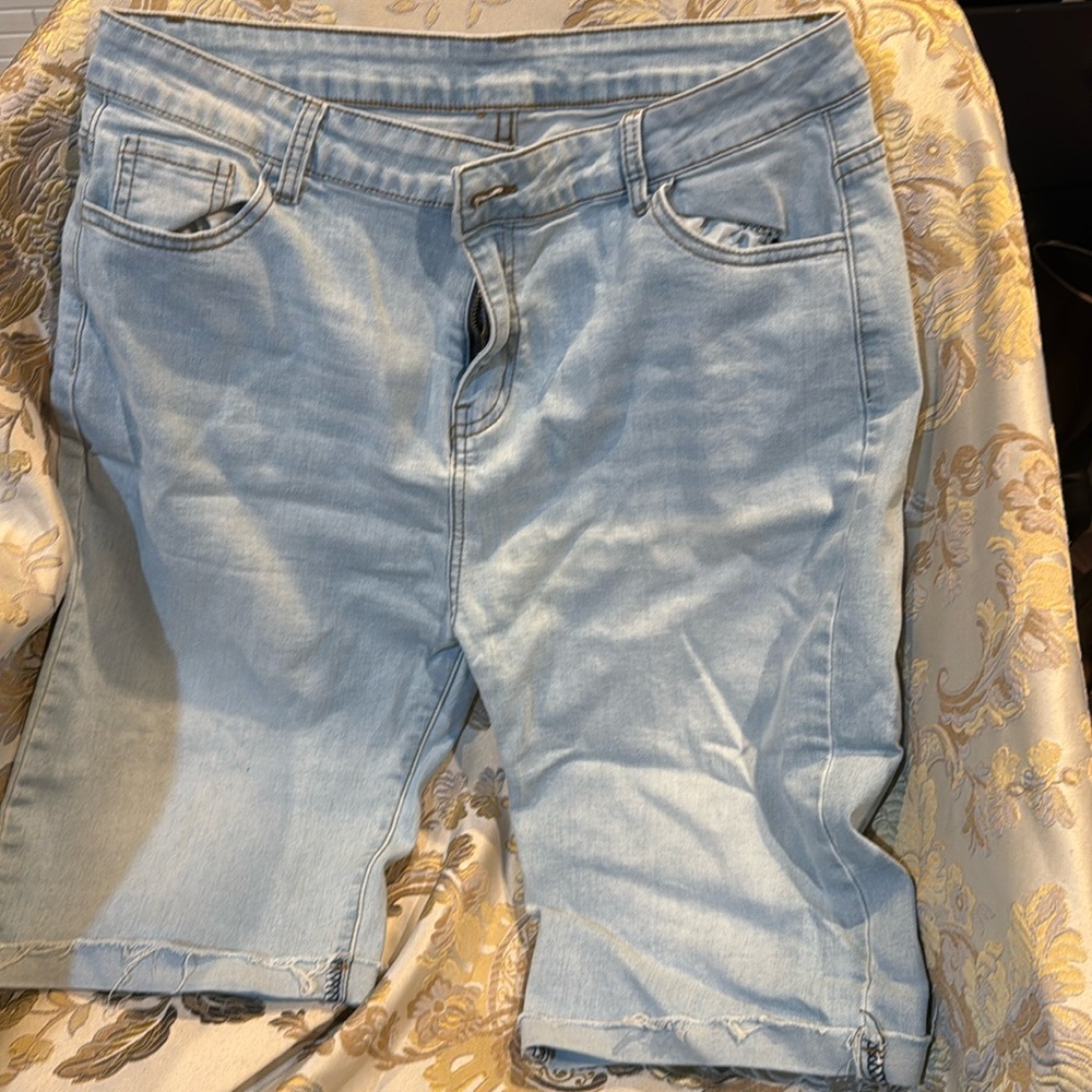 Women’s Jean Shorts